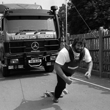 Former worlds strongest man and British Olympian Geoff Capes dies aged 75