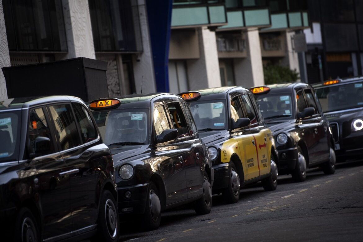 Four injured as black cab crashes into pedestrians in Glasgow