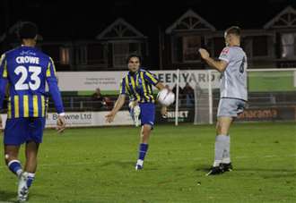 Linnets secure replay win from the spot