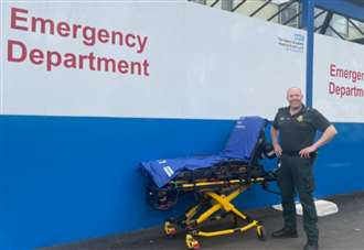 Paramedic designs special cushion to help improve patient comfort