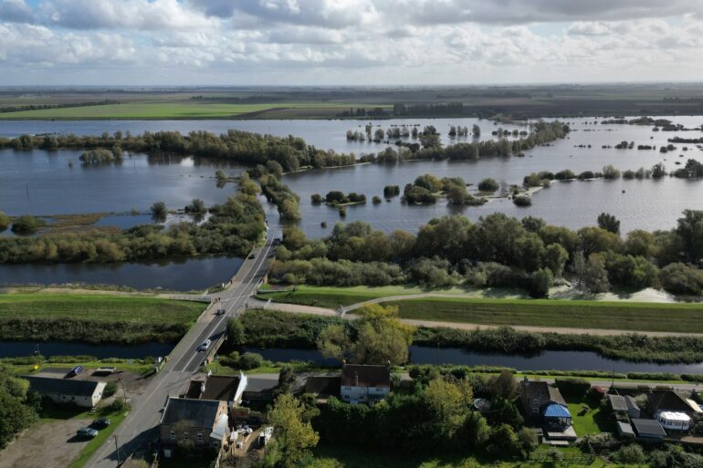 Thunderstorms may cause travel disruption in England and Wales – Met Office