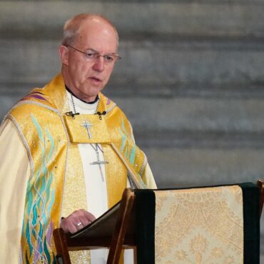 Archbishop of Canterbury has lost confidence of clergy after abuse review