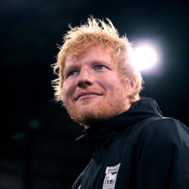 Ed Sheeran apologises for gatecrashing Ruben Amorims Sky Sports interview