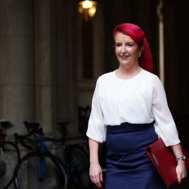 Louise Haigh resigns as Transport Secretary