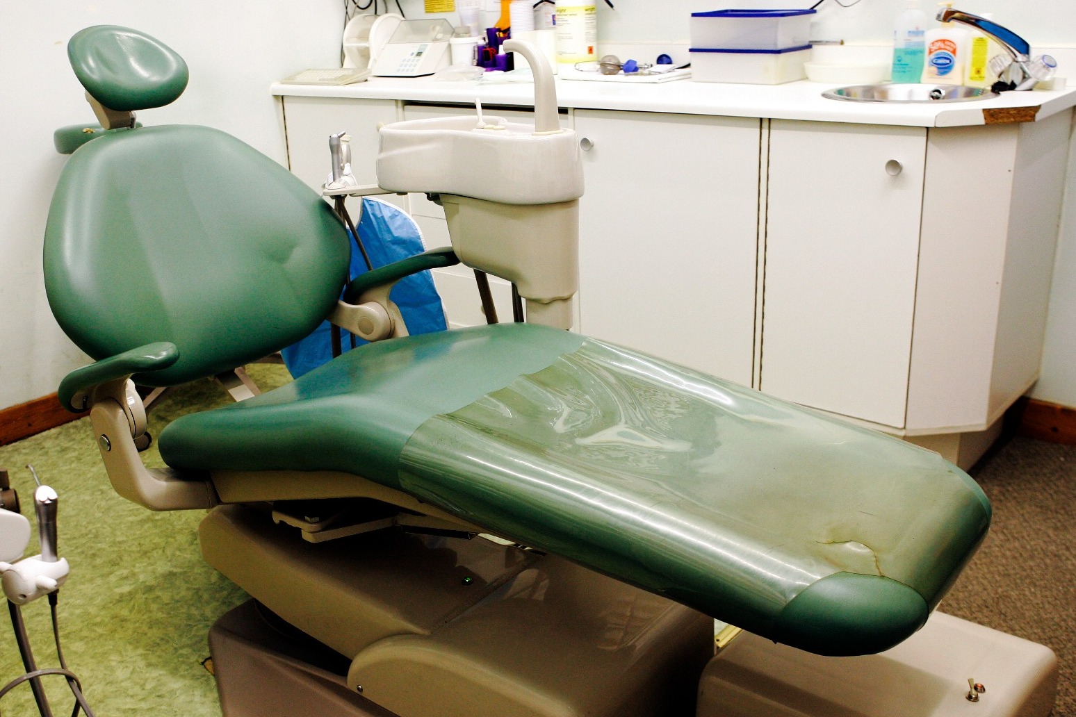 NHS sees fewer new dental patients after recovery plan report