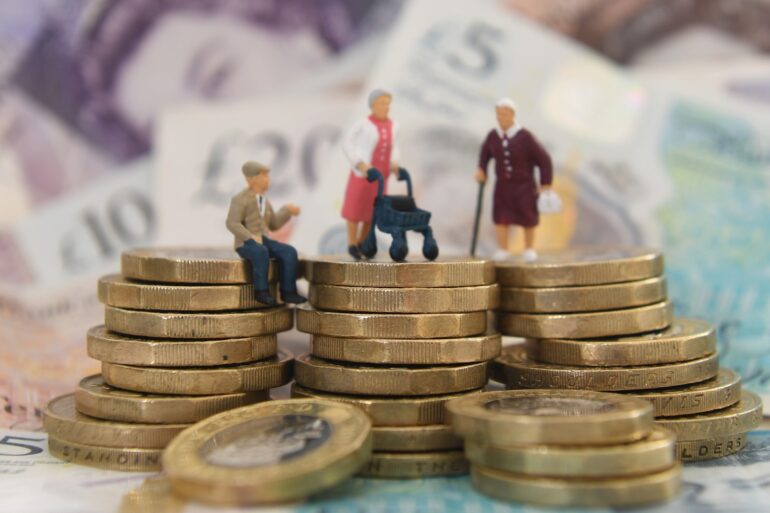 Pension megafunds to be created to boost investment and economic growth