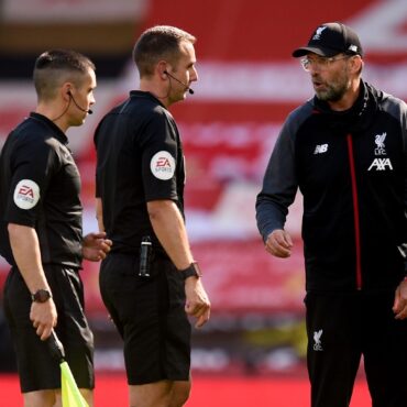 Ref David Coote suspended over video appearing to show him insult Jurgen Klopp