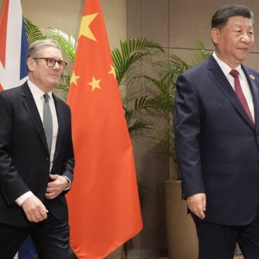 Starmer calls for respectful relationship with China in meeting with Xi