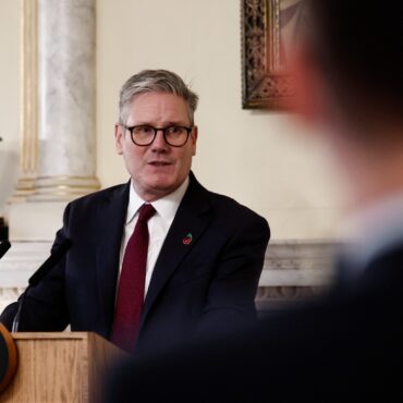 Starmer offers hearty congratulations to Trump in first call since election win