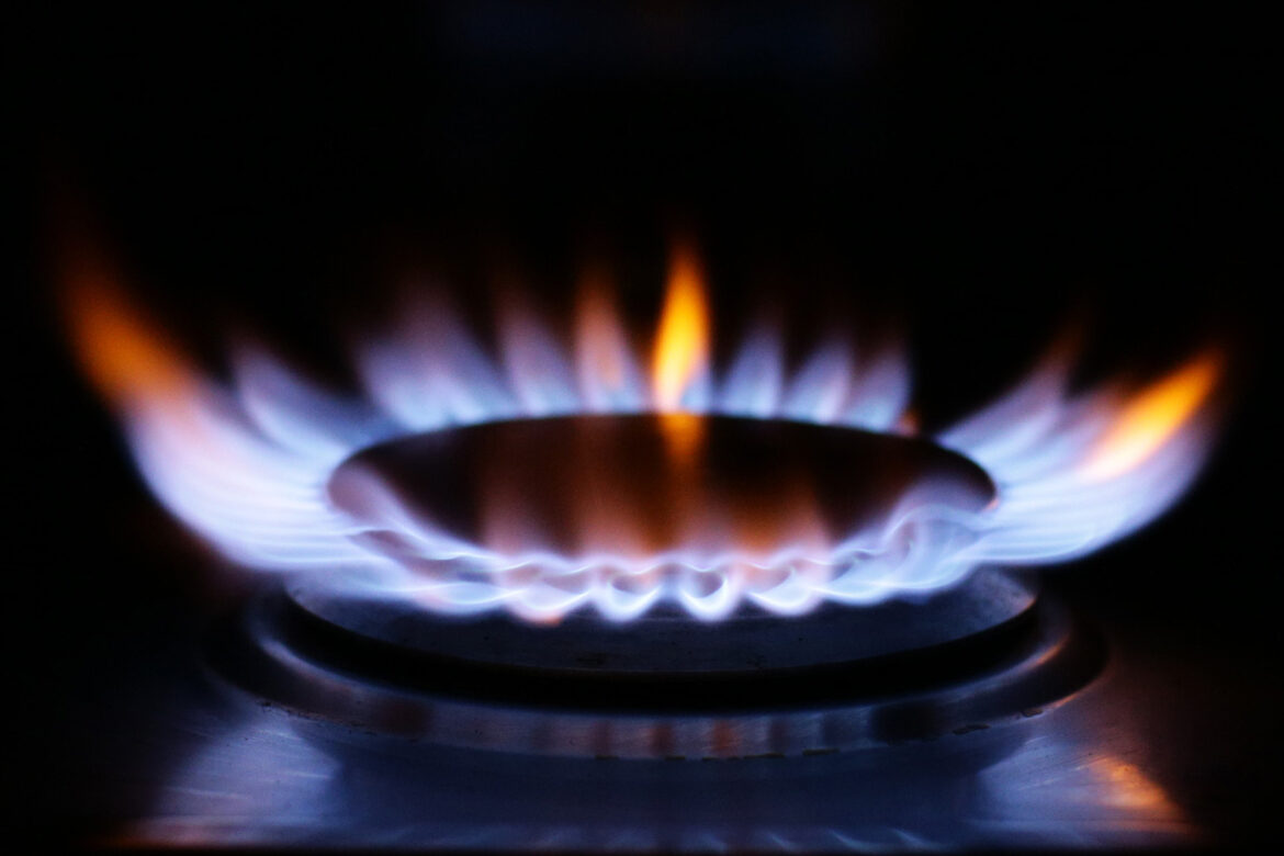 Households urged to submit energy readings before the New Year