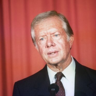 King and PM honour former US president Jimmy Carter after his death aged 100