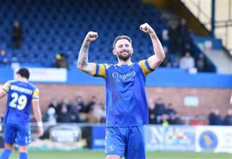 Linnets keep fifth successive clean sheet by winning at Brackley