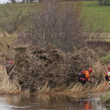 Police searching for missing ex England rugby star Tom Voyce find body in river