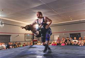 Wrestling legends coming to town sports centre for first-ever Christmas show