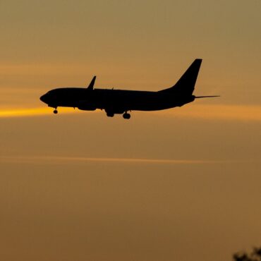 Lower carbon jet fuel mandate comes into force