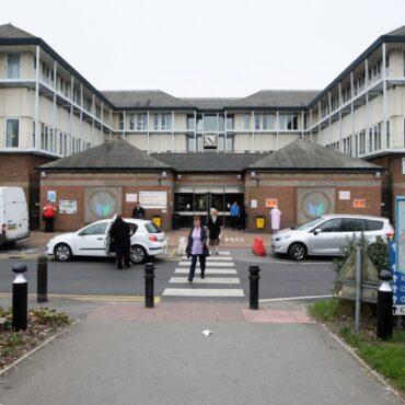 Streeting says nurses are backbone of our NHS after worker stabbed in hospital