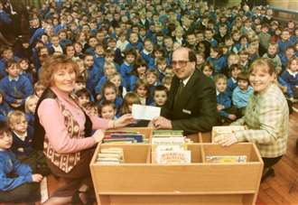 Supermarket’s boost for school in 1996