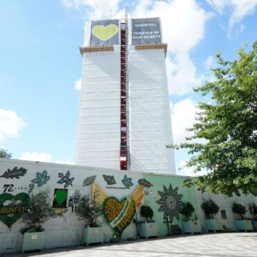 Grenfell Tower to be demolished bereaved families told