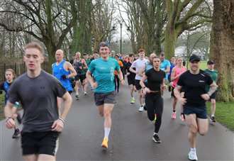 Mitchell breaks 16-minute barrier at latest parkrun