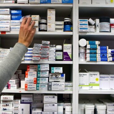 Pharmacies hanging on by fingernails over financial pressures leaders warn