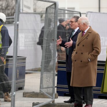 Prime Minister and deputy join King for tour of Cornwall housing scheme