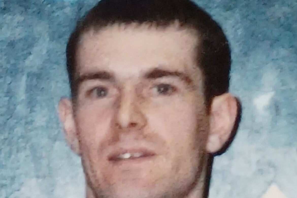 Three people arrested on suspicion of murder after man went missing in 2002