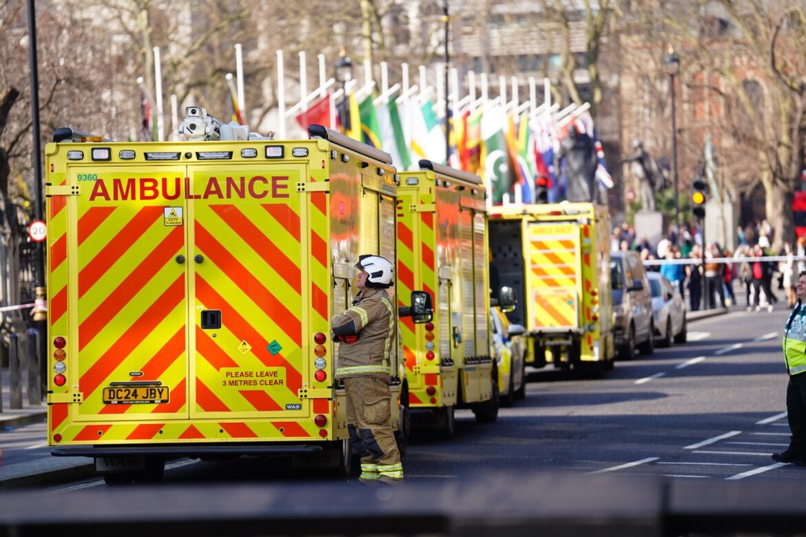 Emergency services called to man climbing up Houses of Parliament