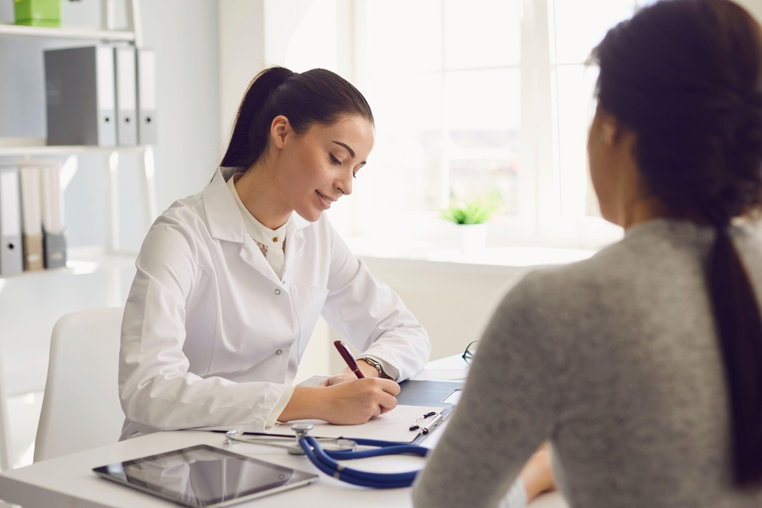 UK has more women doctors than men for the first time