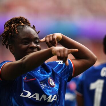 Chelsea beat Manchester United in FA Cup final to seal domestic treble