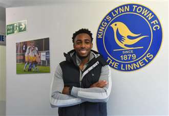 Linnets make first signing of the summer