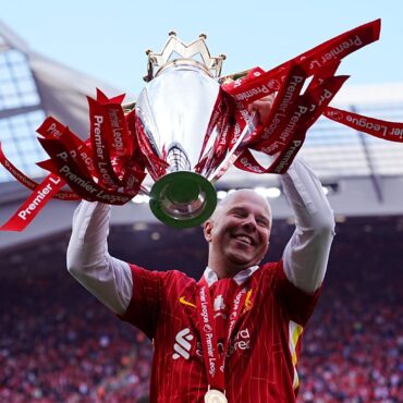 Liverpool end title winning season with draw against Crystal Palace