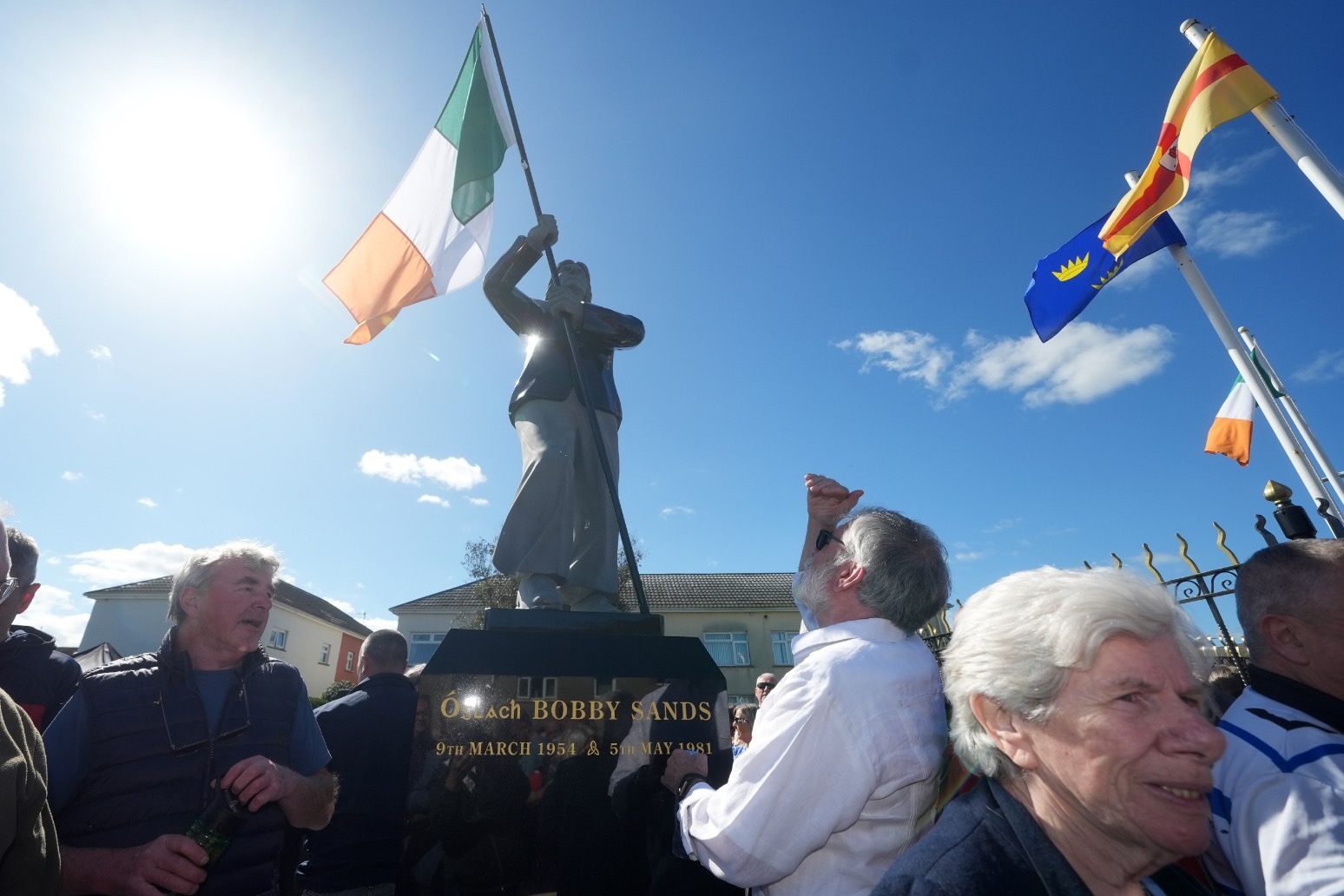 Statue of hunger striker Bobby Sands unveiled
