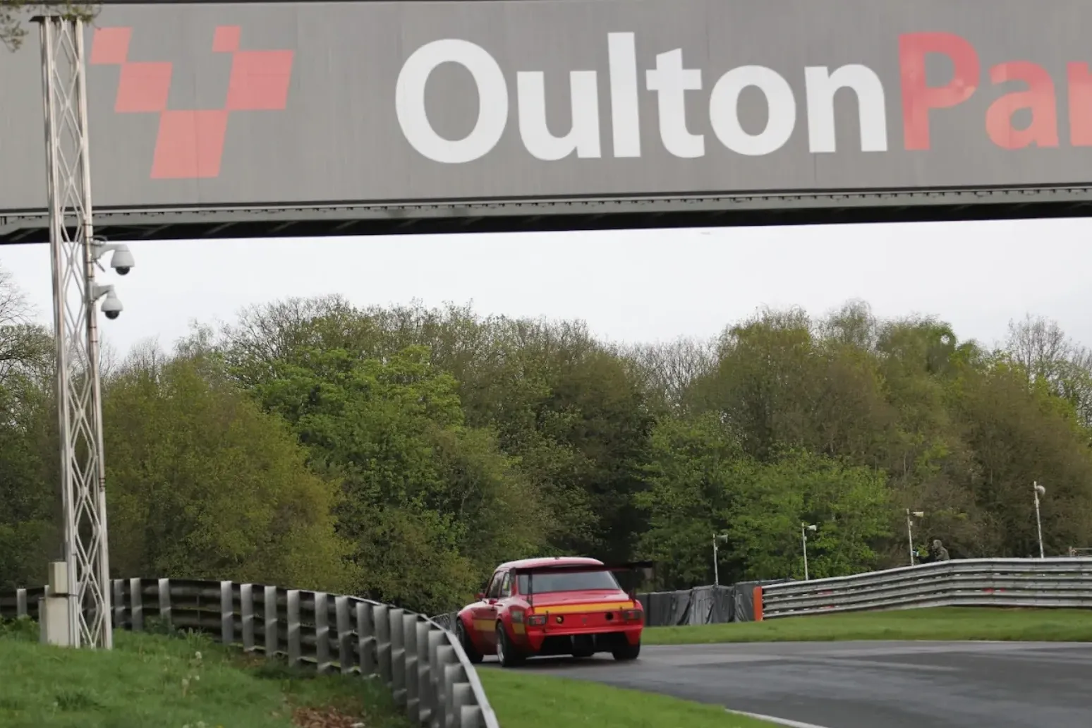 Superbike crash kills two at Cheshires Oulton Park