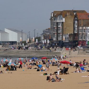 Warmest start to May on record amid wildfires and water warnings