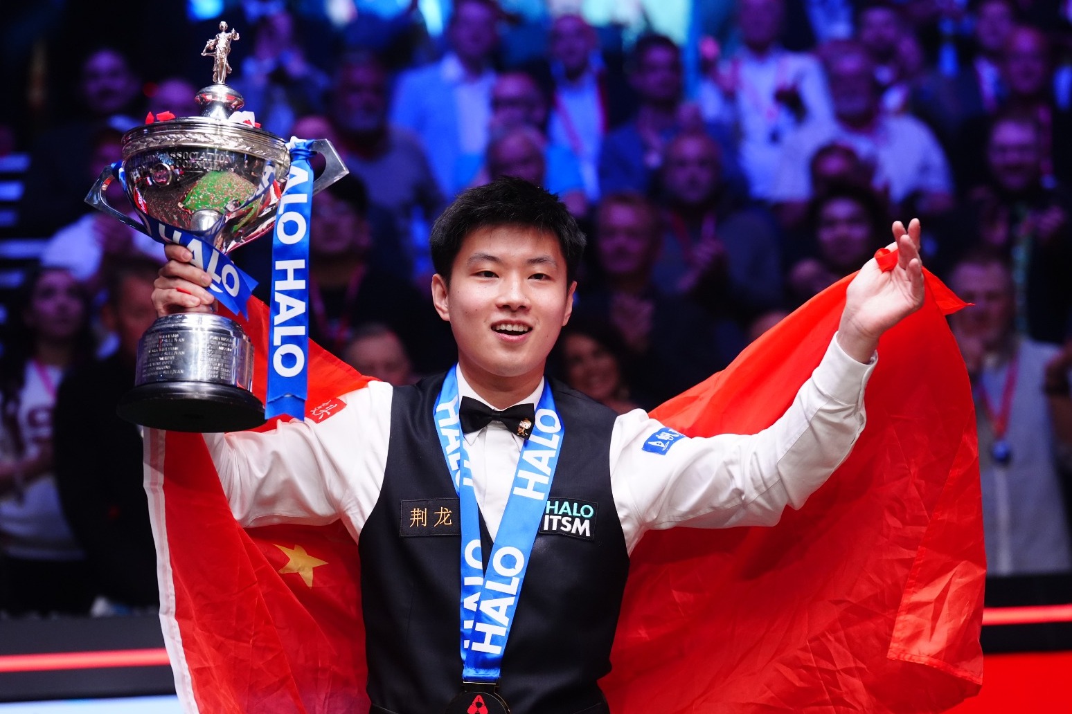 Zhao Xintong wins snookers world title Chinas first world champion