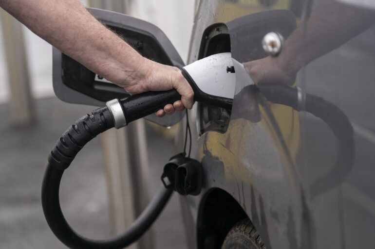 100000 electric vehicle charging points to be installed with 381m funding