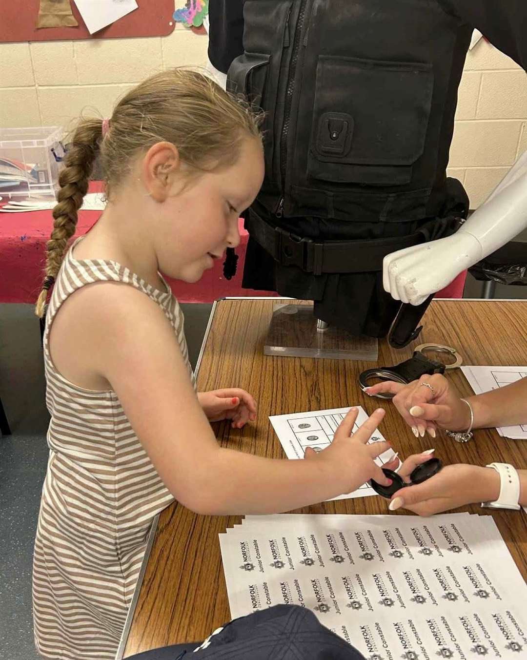 Finger prints and dressing up kept youngsters entertained
