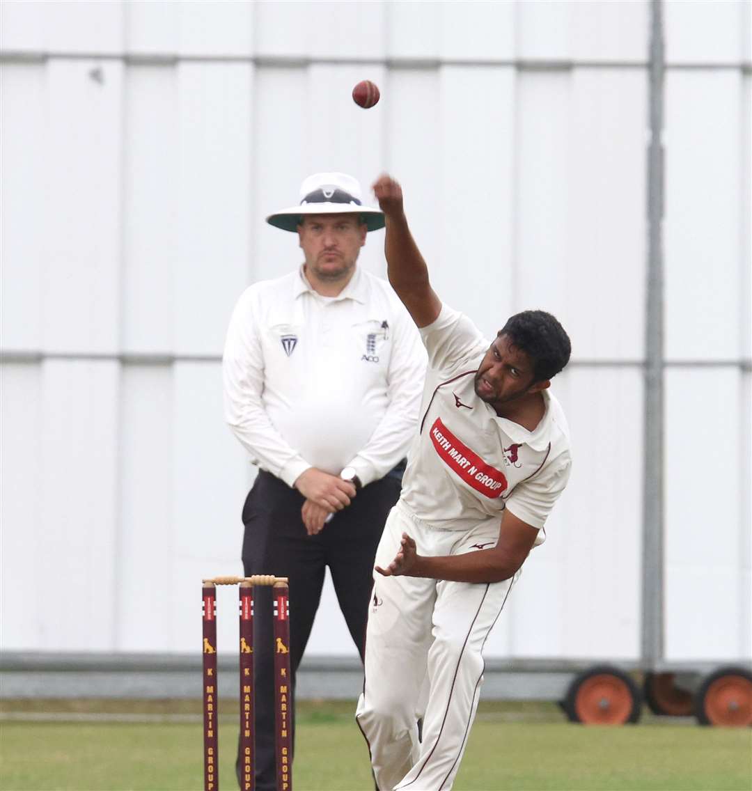 Cricket - Sudbury v Downham Stow - Manlka D Silva bowls for Sudbury. Pic - Richard Marsham
