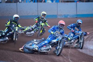 Stars held at home in first leg of cup final