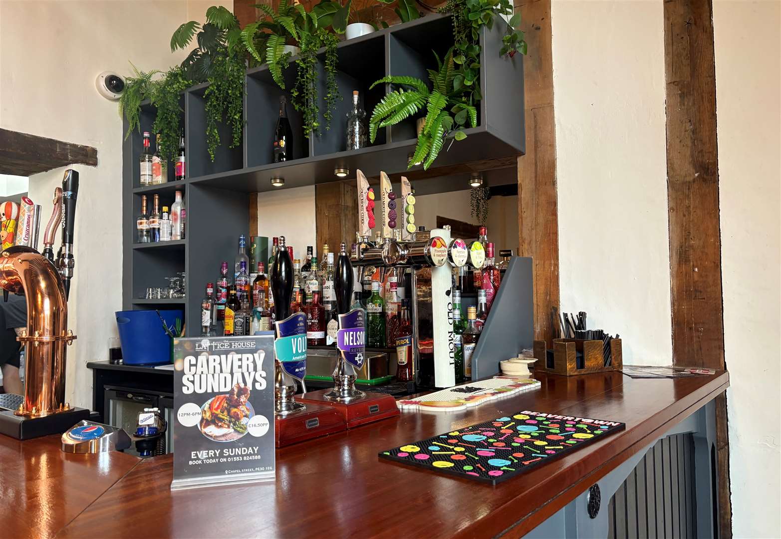 A welcoming bar as you enter The Lattice House
