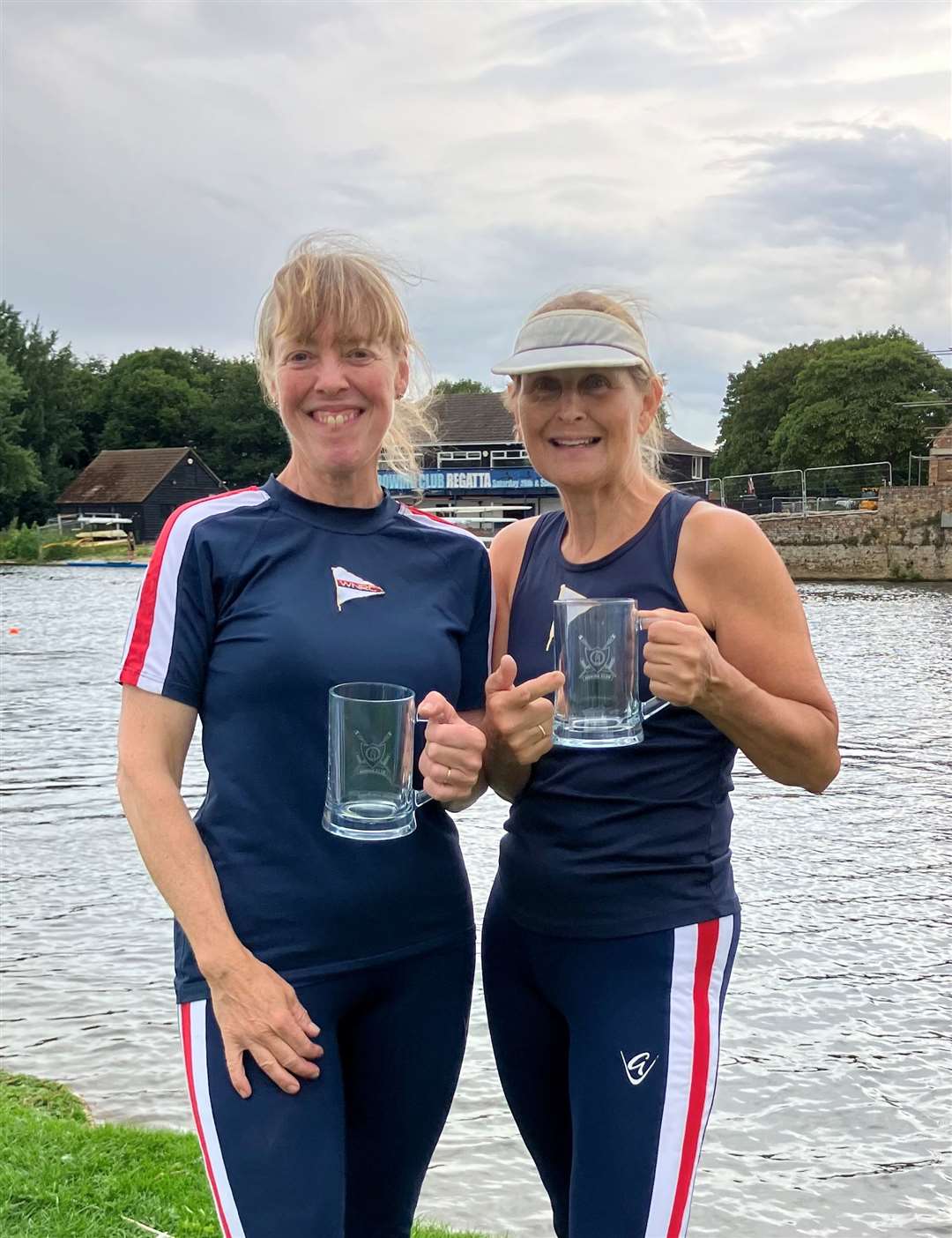 Liz Palmer & Helen Pryer raced in W.MasF