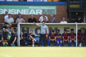 Linnets held on opening day