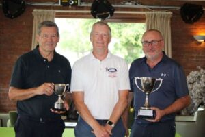 Middleton golfers brave weather to contest club championship