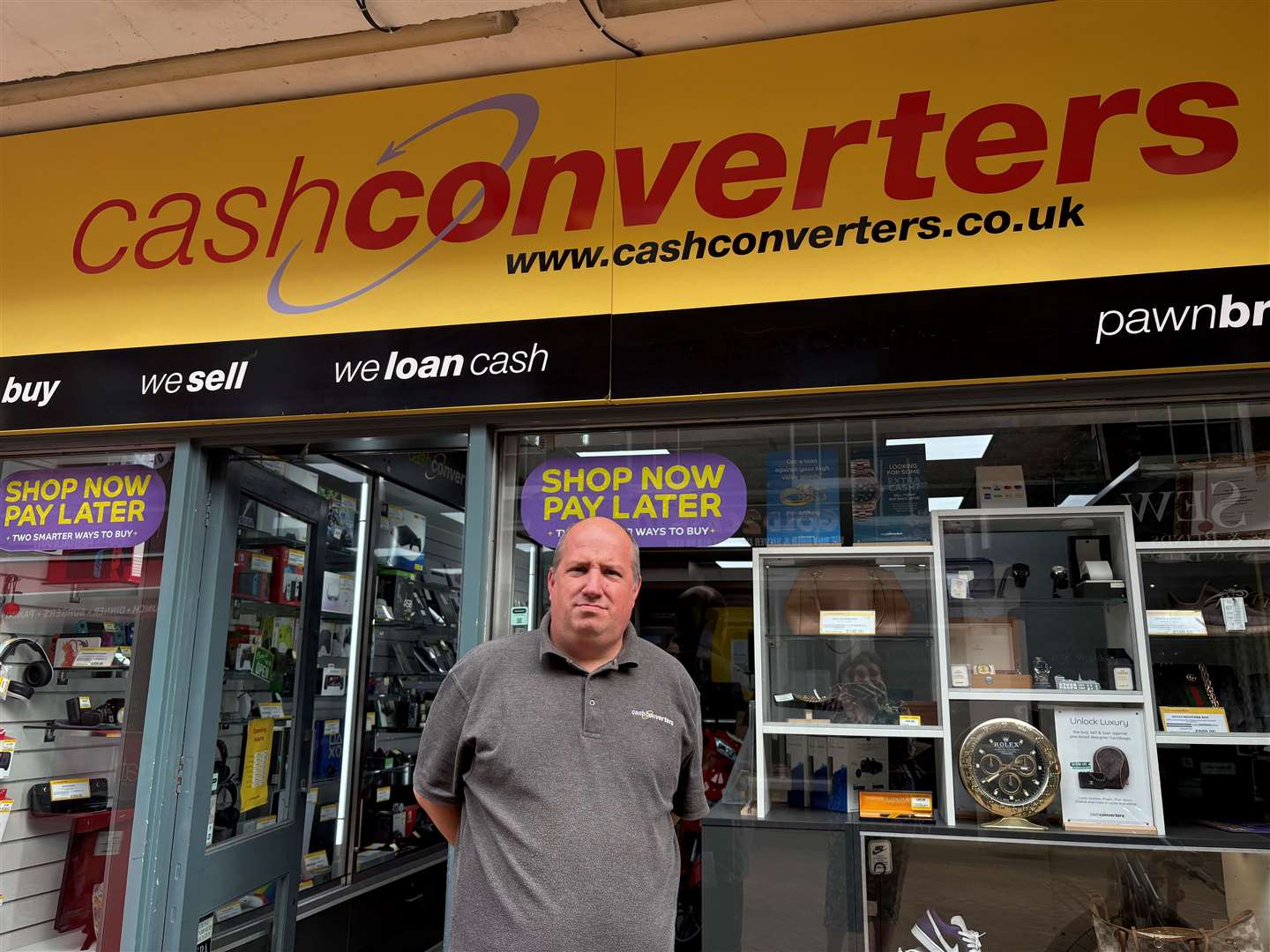 Anthony Goldsmith, assistant manager of Cash Converters