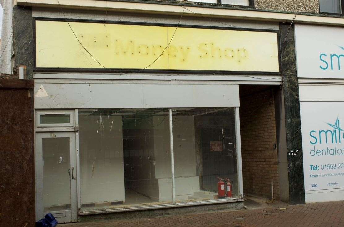 Another empty store gathers dust. Picture: Alice Hobbs