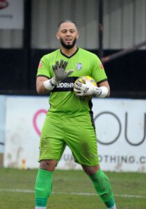 Linnets sign goalkeeper