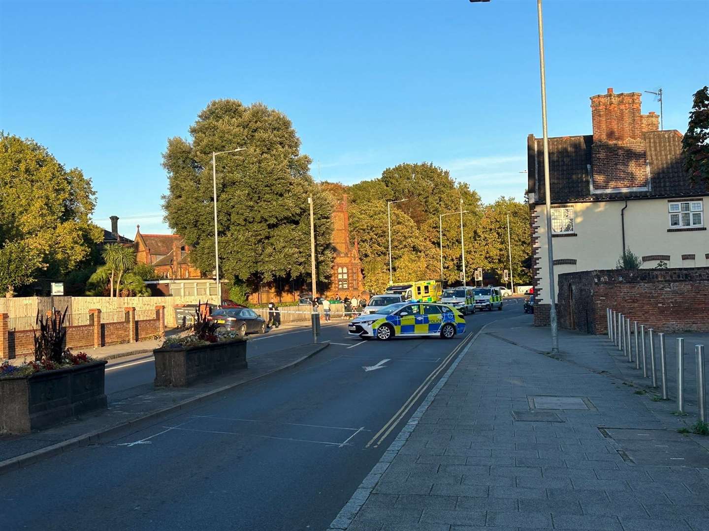 Police closed off Milfleet and Stonegate Street in Lynn. Picture: Kris Johnston