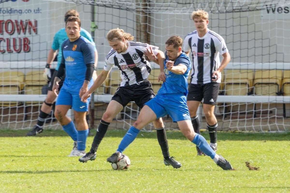 Harvey Neale makes the tackle. Picture: Eddie Deane