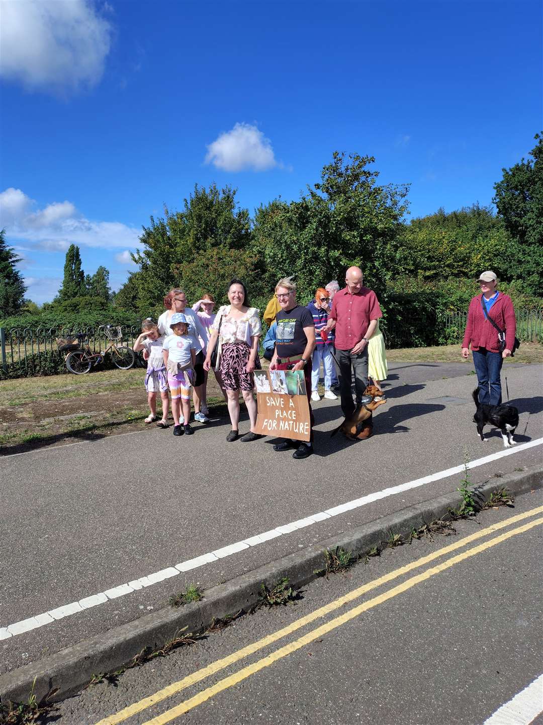 Protestors on Harding's Way in South Lynn