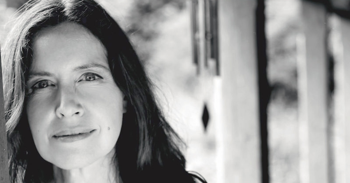 Live Music - Sarah McQuaid